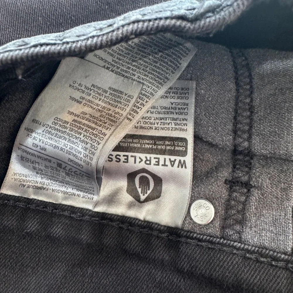 Levi's 511 Mens Black Slim Fit‎ Jeans W38 L34 Waterless Denim